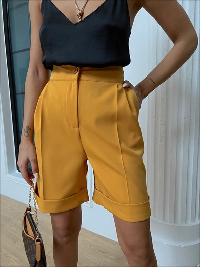 Pleat Detailed Double Leg Women's Shorts Mustard